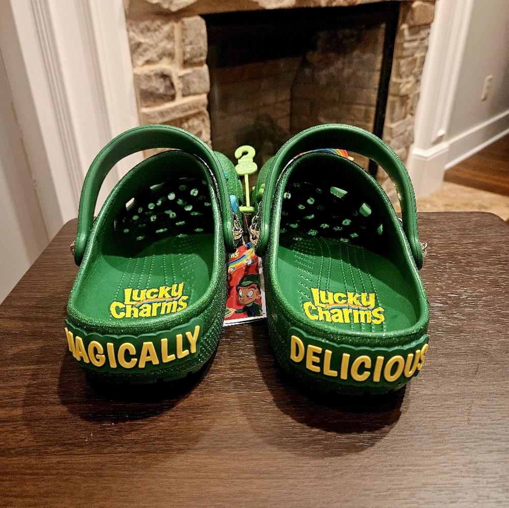 Crocs Classic Clog Lucky Charms M12 - Picture 5 of 5